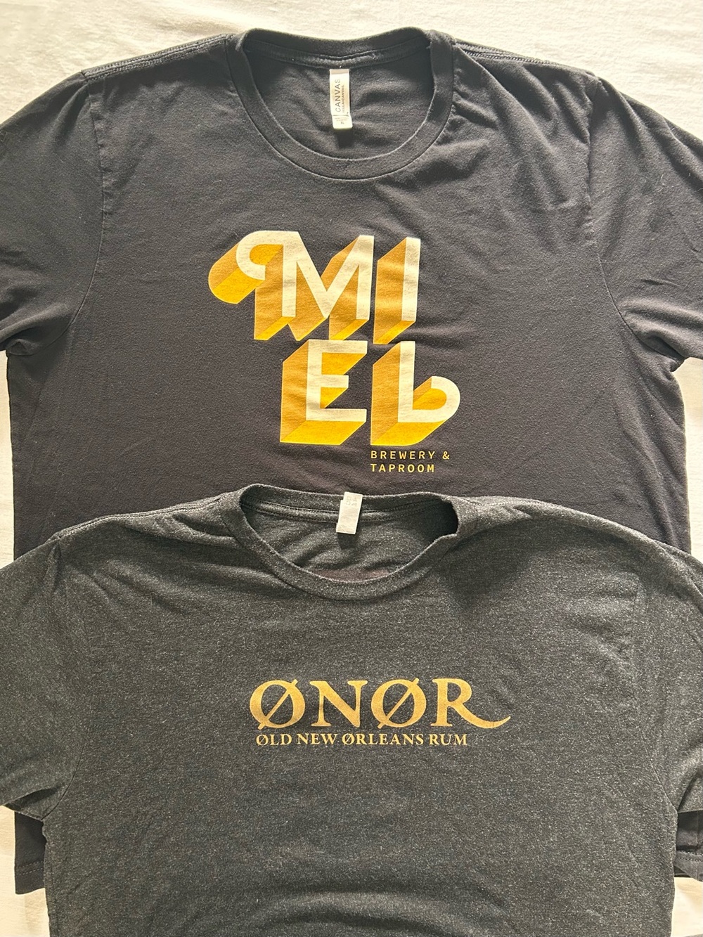 New Orleans Brewery Distillery Tee Bundle XL Saints Colors